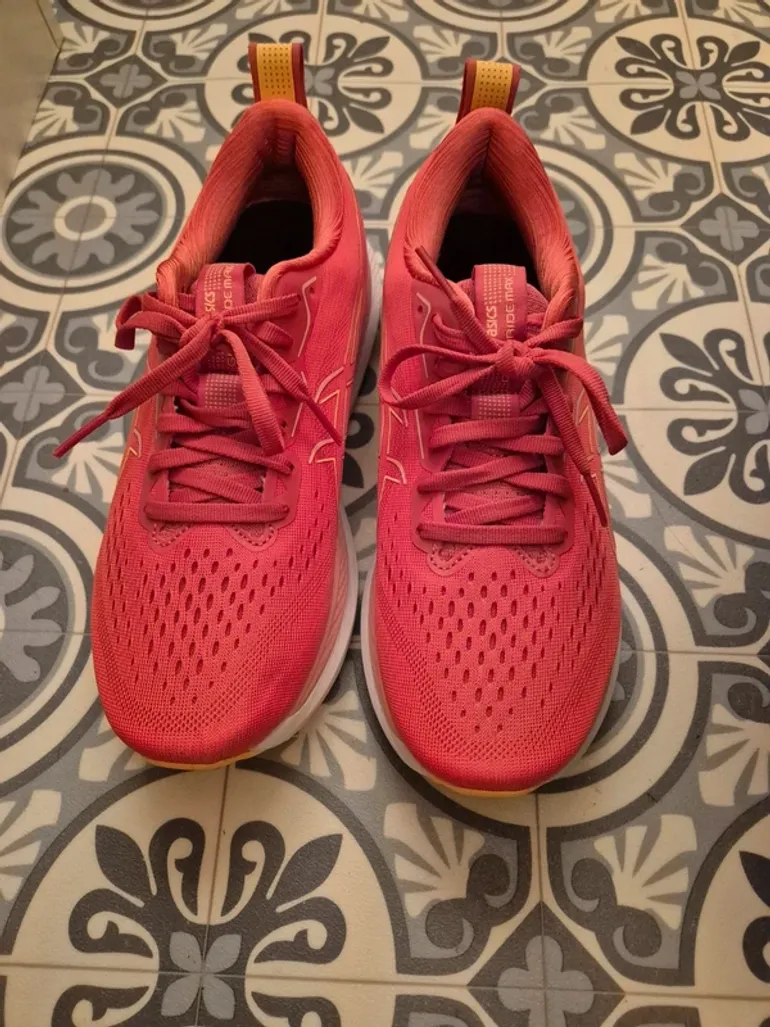Used Asics Glideride Max bike — image 2 of 6
