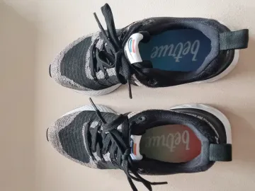 Used Nike React Infinity Run Flyknit 2 bike — image 3 of 5