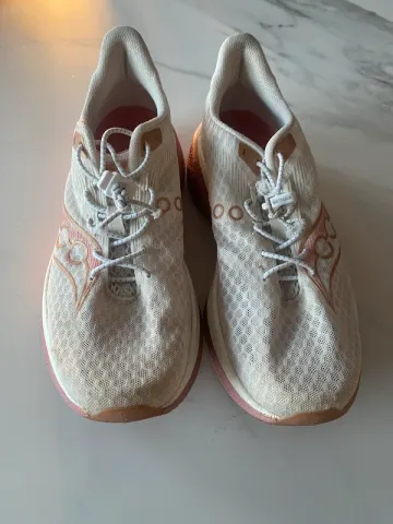 Saucony Endorphin Speed 5 bike d'occasion — image 4 sur 4