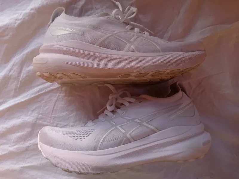 Używany Asics Gel Kayano 31 Running Shoes