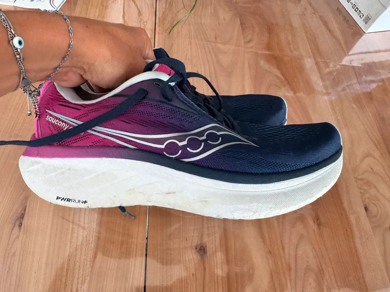 Used Saucony Running Shoes Running Shoes