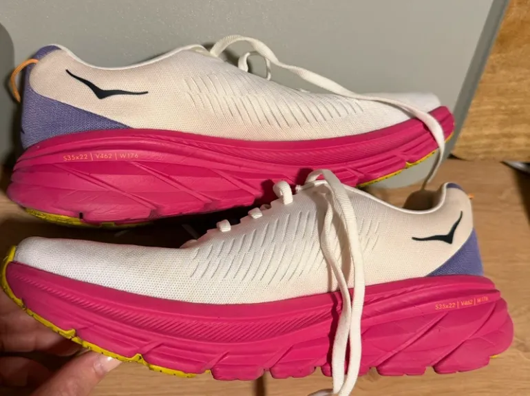 Used Hoka Rincon 3 bike — image 4 of 6