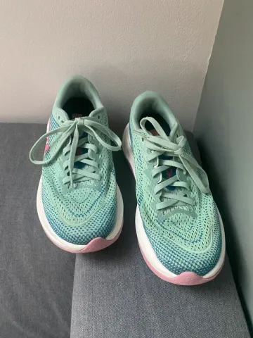 Used Hoka RINCON 4 bike — image 3 of 4