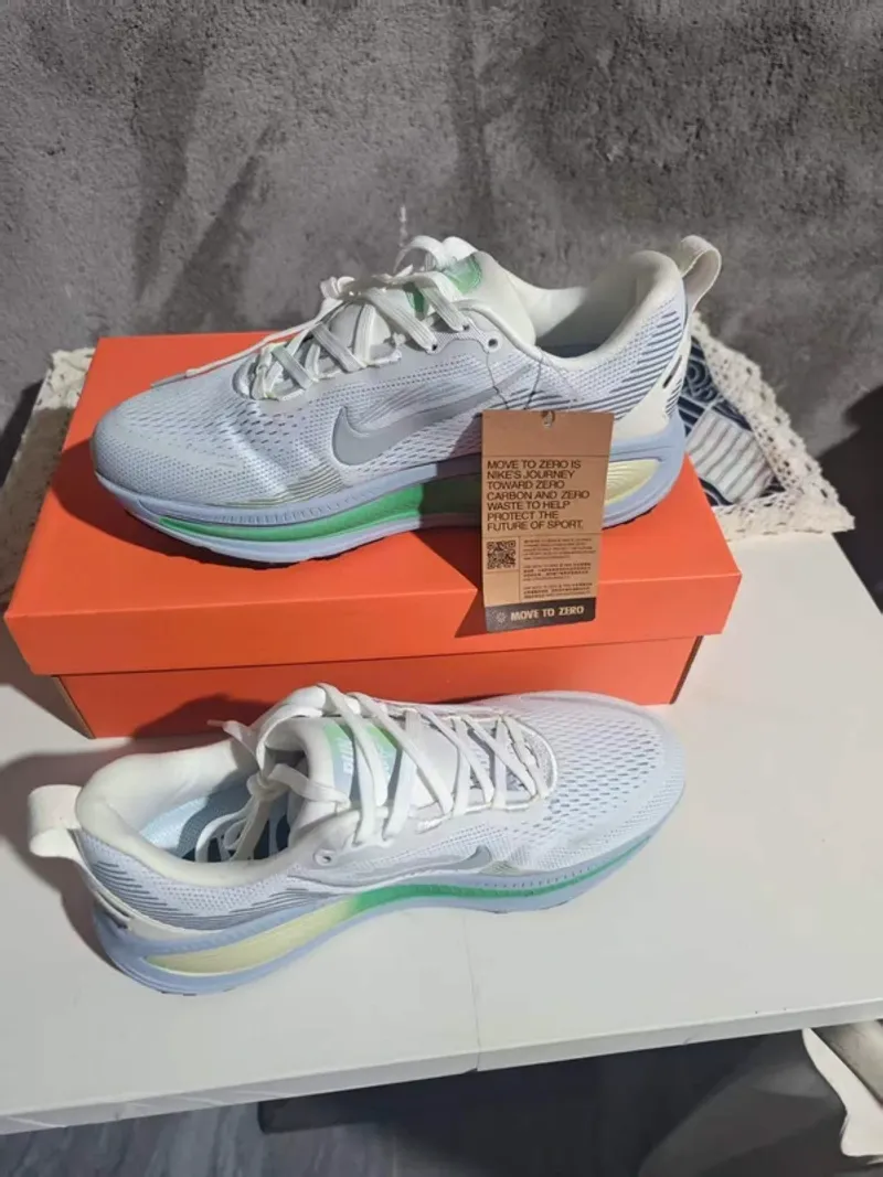 Nike Vomero 18 Shadow Running Shoes d'occasion
