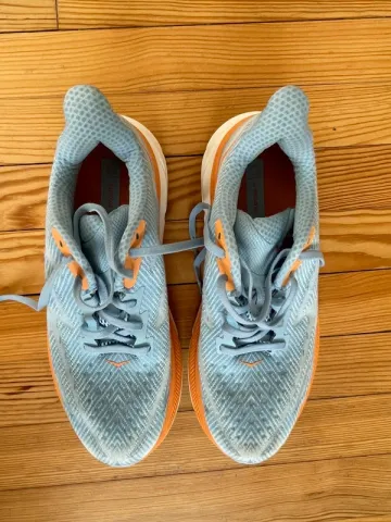 Hoka Clifton 9 bike d'occasion — image 4 sur 6
