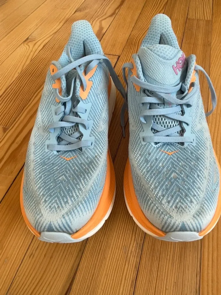 Hoka Clifton 9 bike d'occasion — image 2 sur 6