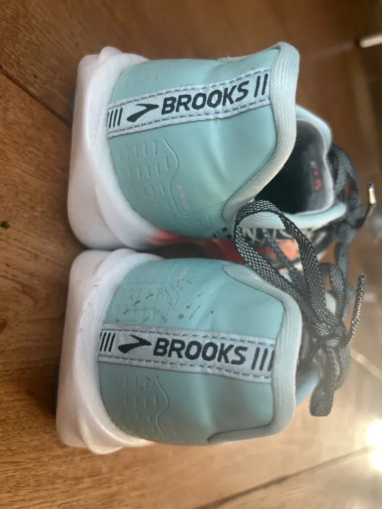 Used Brooks Hyperion Max bike — image 4 of 6