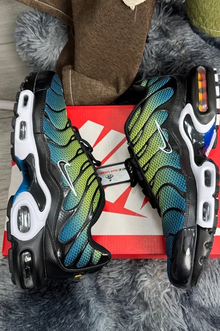 Used Nike Air Max Plus TN bike — image 6 of 8