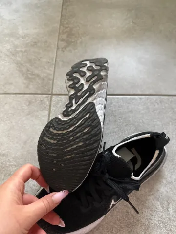 Nike Epic Pro React Flyknit bike d'occasion — image 2 sur 2