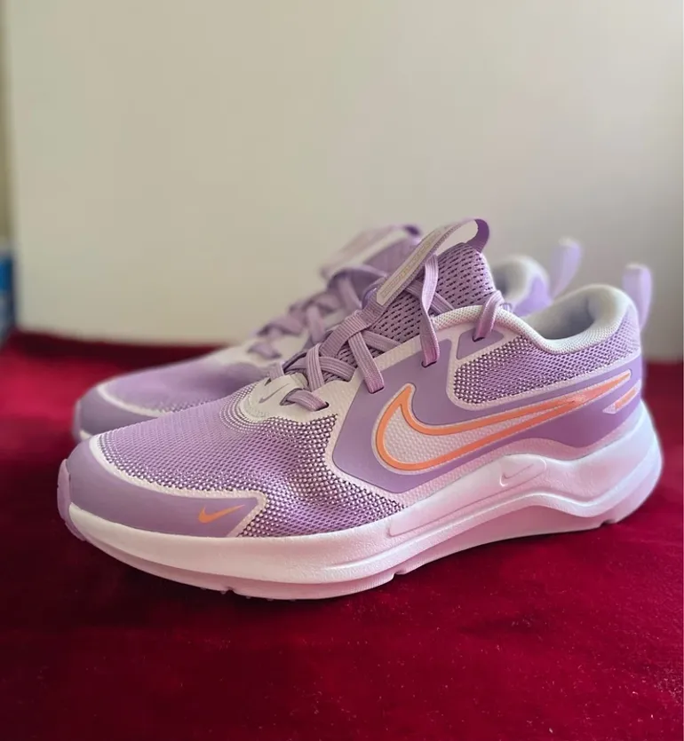 Używany Nike Running Shoes bike — zdjęcie 2 z 8
