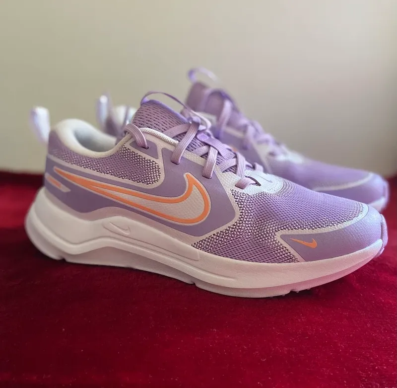 Używany Nike Running Shoes Running Shoes