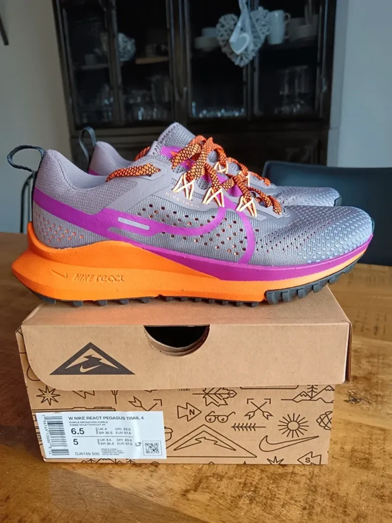 Gebrauchtes Pegasus Nike Wmns React Trail 4 Running Shoes