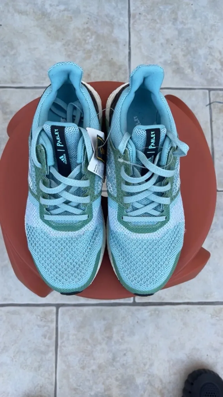Adidas Ultra Boost bike d'occasion — image 3 sur 3