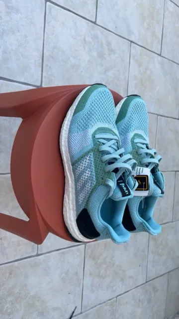 Adidas Ultra Boost bike d'occasion — image 1 sur 3