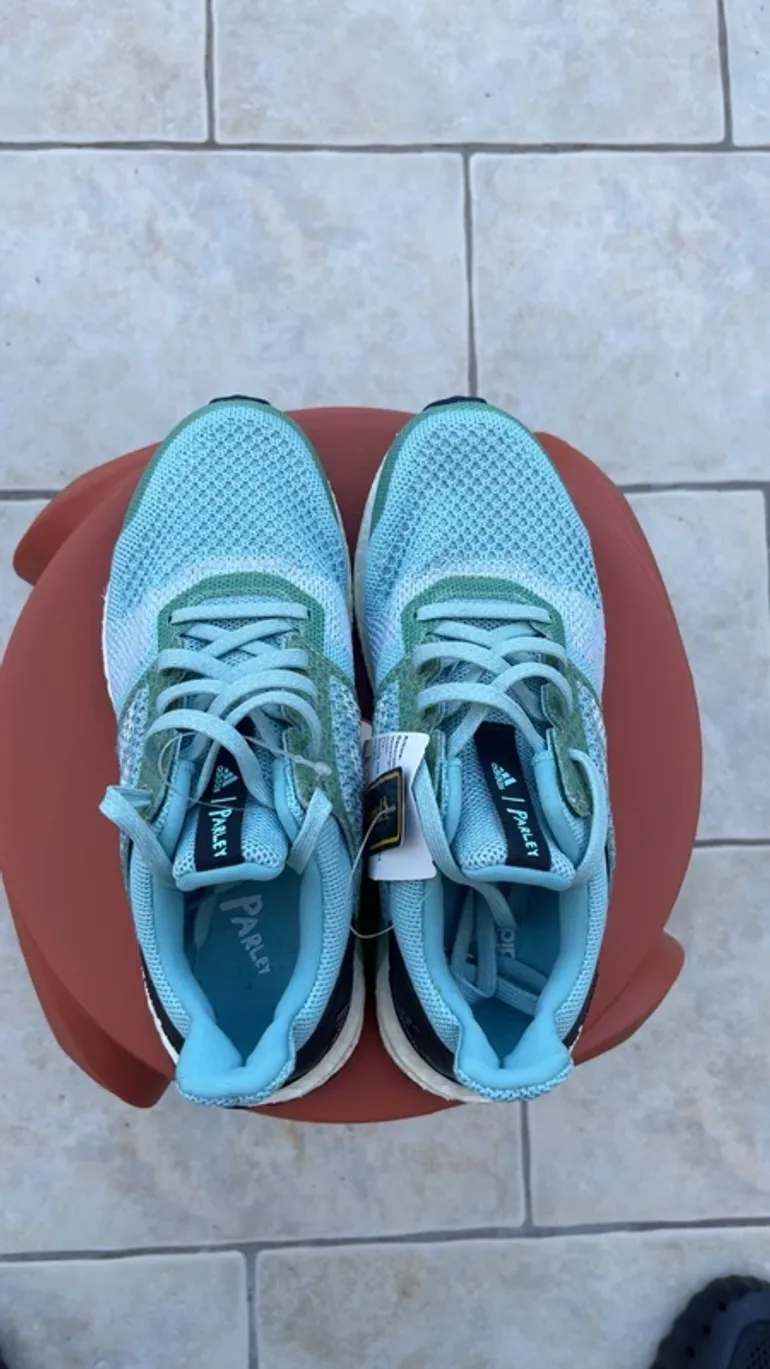 Adidas Ultra Boost bike d'occasion — image 2 sur 3