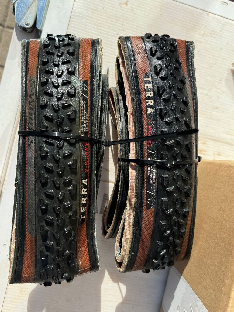 Brugt Specialized Terra 2024 bike — billede 2 af 4