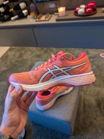 Used Asics Gel Glyde bike — image 9 of 11