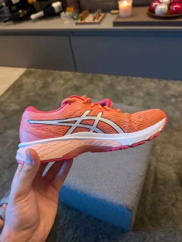 Used Asics Gel Glyde bike — image 8 of 11