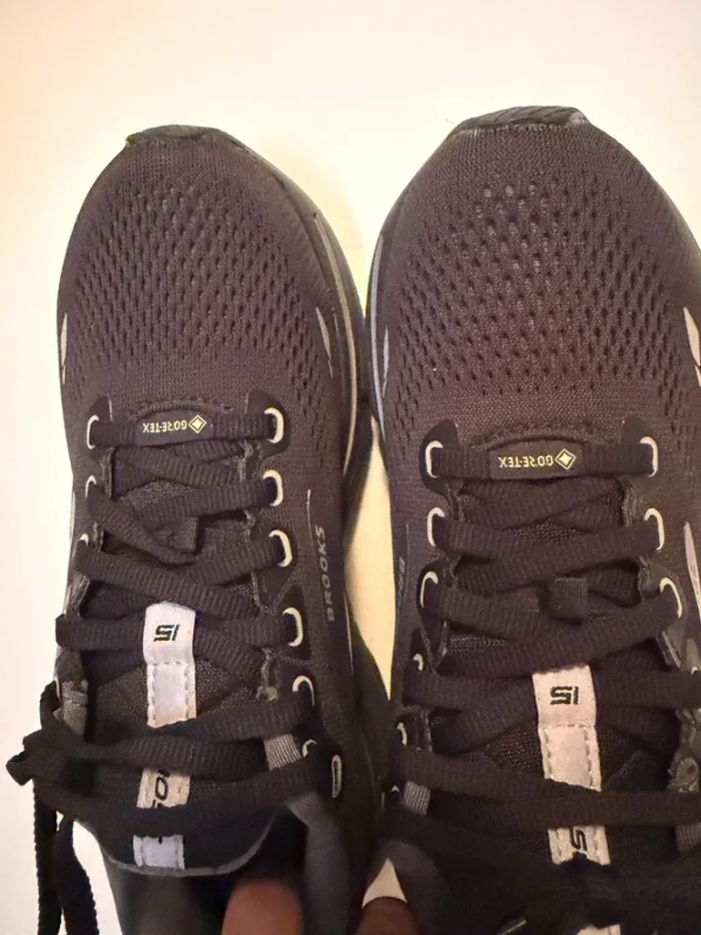 Tweedehands Brooks Ghost 15 Goretex bike — afbeelding 7 van 9