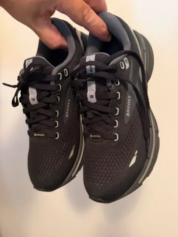 Tweedehands Brooks Ghost 15 Goretex bike — afbeelding 1 van 9