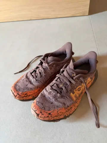 Gebrauchtes Hoka Speedgoat 6 bike — Bild 1 von 5