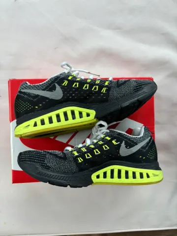 Used Nike Zoom Structure 18 bike — image 1 of 6