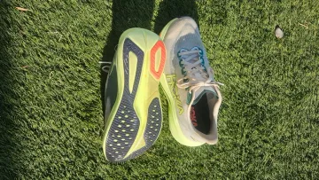Hoka Mach 7 bike d'occasion — image 7 sur 8