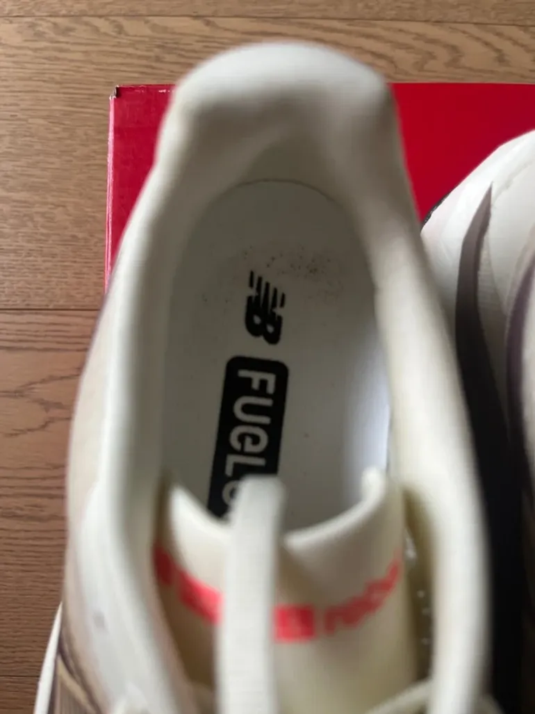 Used New Balance FuelCell Rebel bike — image 6 of 13