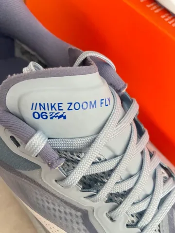 Used Nike Zoom Fly 6 bike — image 5 of 9