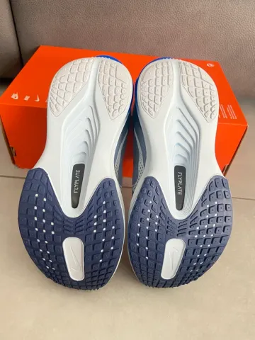 Used Nike Zoom Fly 6 bike — image 7 of 9
