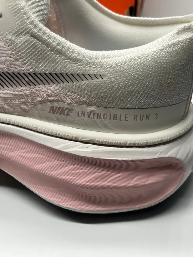 Used Nike Zoomx Invincible Run FK 3 bike — image 11 of 15