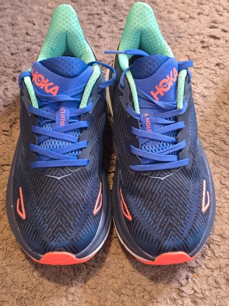 Hoka Clifton 9 Running Shoes usato