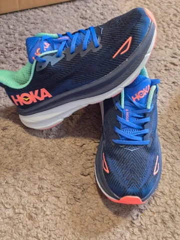 Used Hoka Clifton 9 bike — image 5 of 8