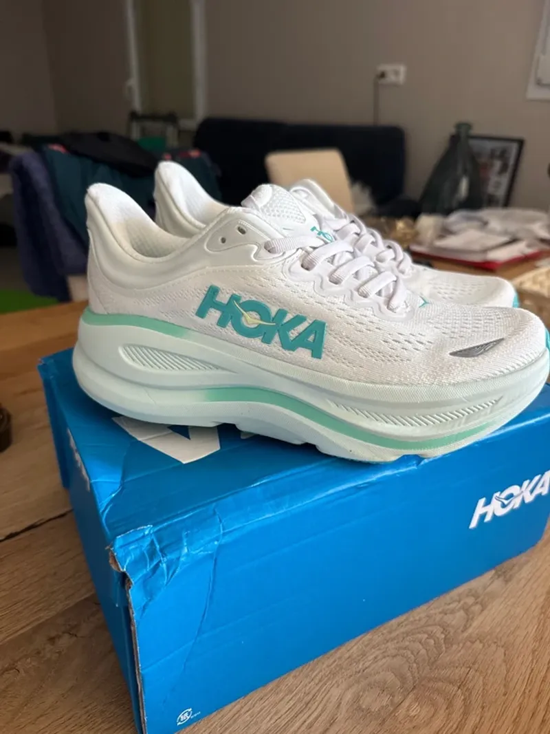 Used Hoka Baskets Running Shoes