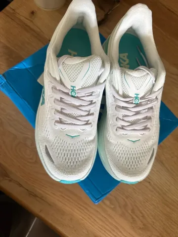Used Hoka Baskets bike — image 2 of 6