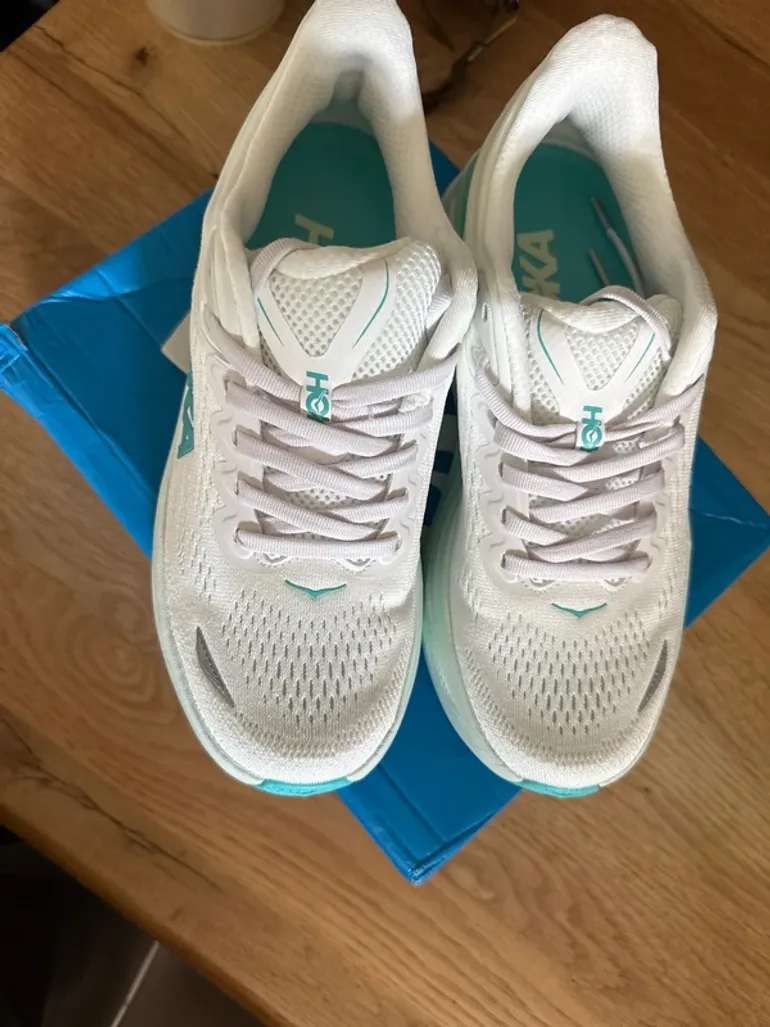 Used Hoka Baskets bike — image 2 of 6