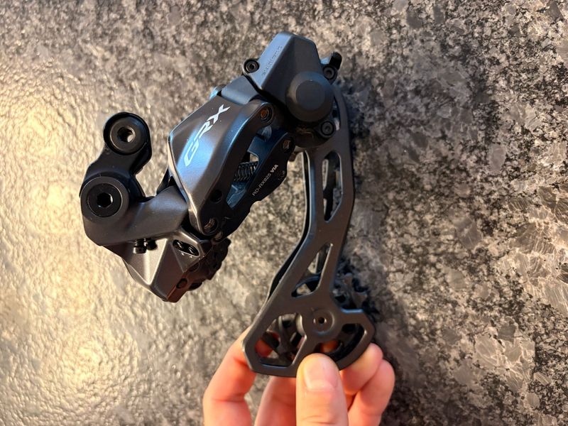 Shimano RD-RX 825 Di2 2025 Drivetrain & Pedals de segunda mano