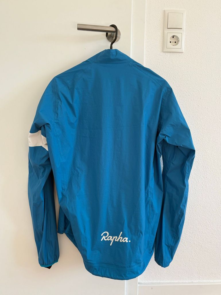 Rapha Core Rain Jacket bike d'occasion — image 3 sur 3