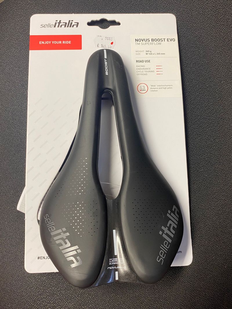 Used Selle Italia Novus Boost Evo TM Superflow 2026 Saddles & Seatposts