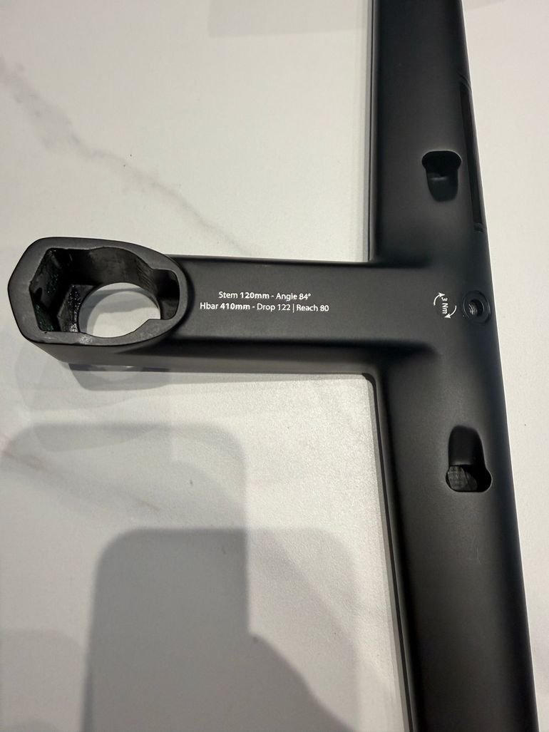 Brugt Colnago CC01 Handlebar 2026 bike — billede 4 af 5