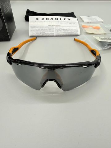 Używany Oakley Radar EV Path bike — zdjęcie 3 z 5