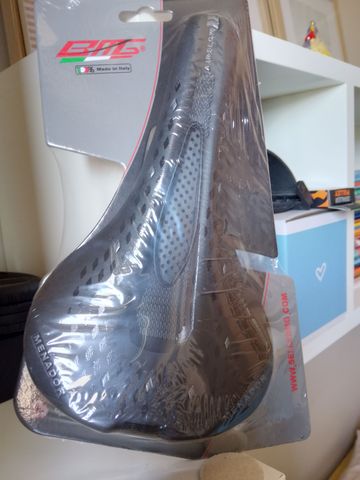 BMG Menador Saddles & Seatposts de segunda mano