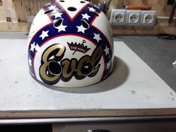 Tweedehands Kmc Child Helmet 2019 bike — afbeelding 2 van 3