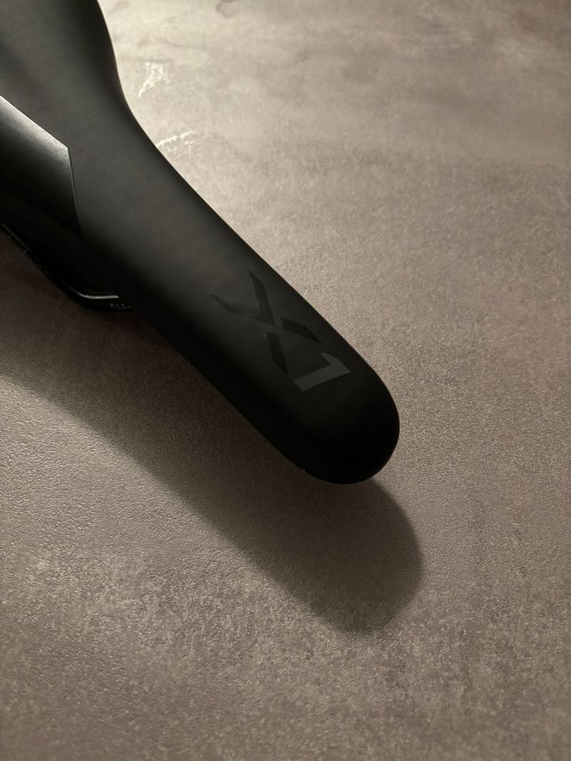 Brugt Selle Italia X1 Saddles & Seatposts