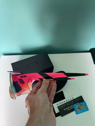 Used Oakley Encoder 2025 bike — image 4 of 5