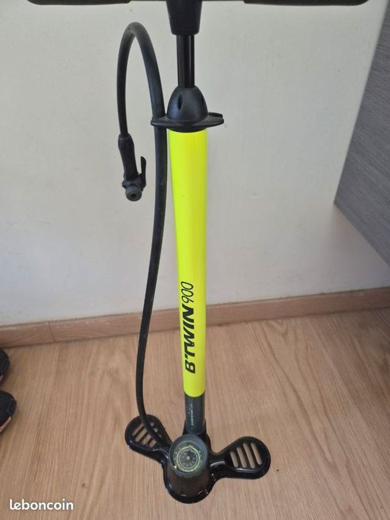 Brugt Decathlon Pompe à pieds bike — billede 2 af 3