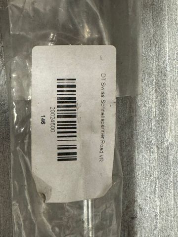 Used Dt Swiss Quick Release bike — image 3 of 3