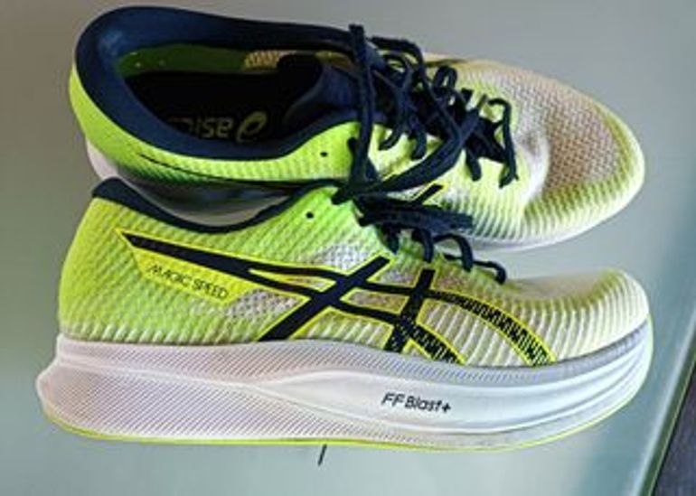 Asics Magic Speed bike d'occasion — image 5 sur 13