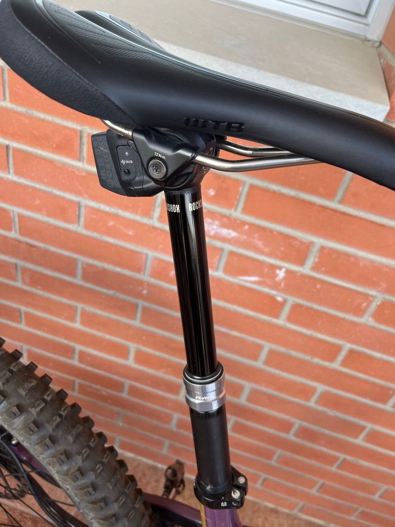 Used RockShox Reverb AXS Dropper Post 2025 Saddles & Seatposts