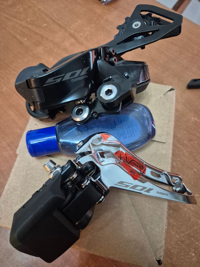 Shimano Deragliatori bike usato — immagine 2 di 7
